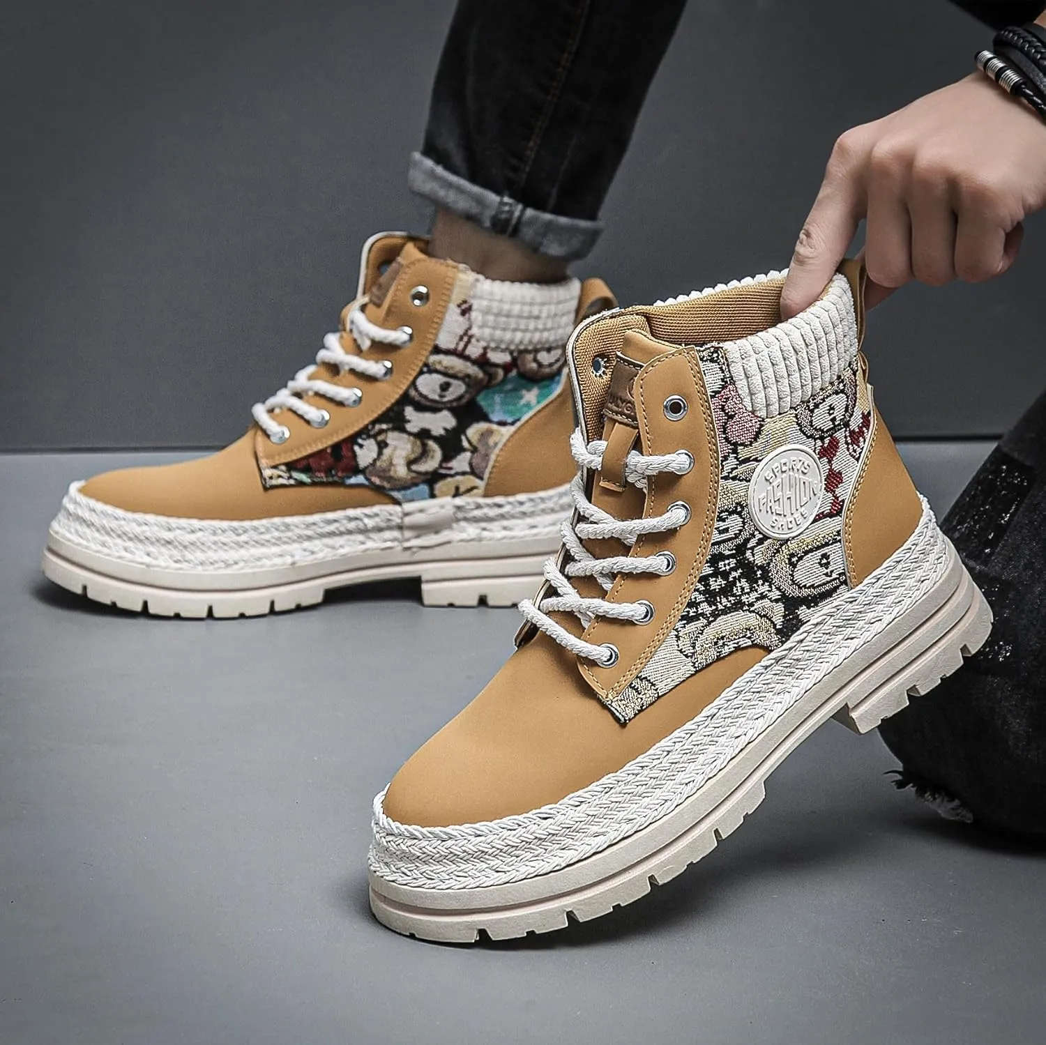 Men's High-top Boots with Non-Slip Soles for Outdoor Walking in Any Season